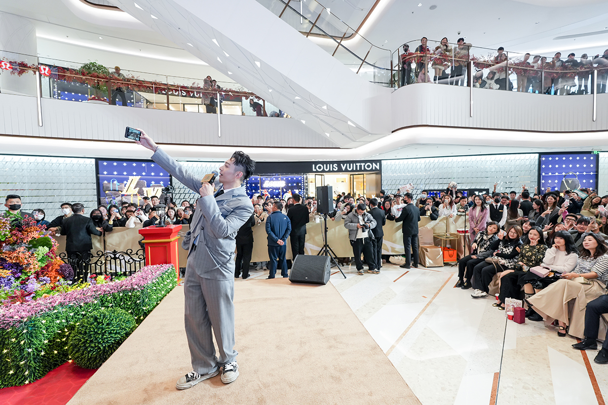 LZW05142.jpg LZW05142.jpg